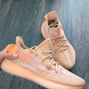 Yeezy 350 boost V2 clay
